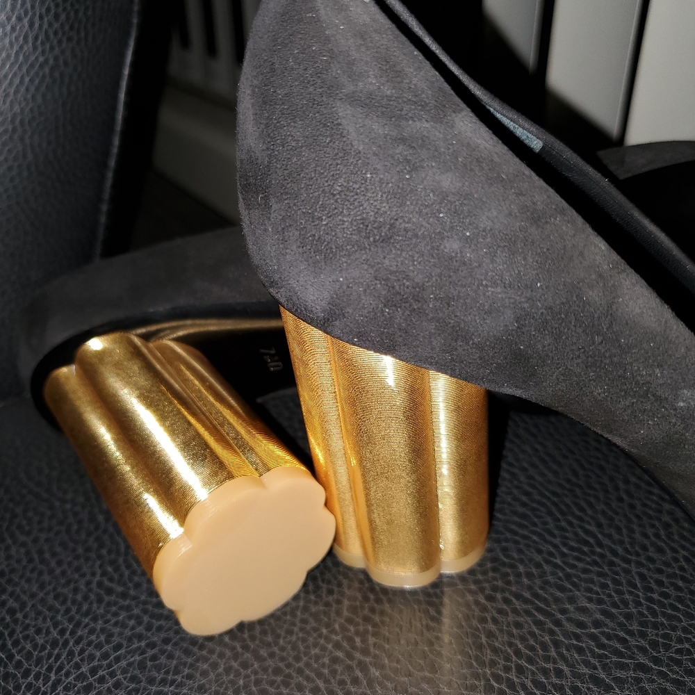 Salvatore Ferragamo Lucca 85 Black (New)